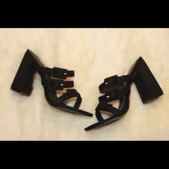 Fashion Nova Black High Heel Sandals - Picture 2 of 5